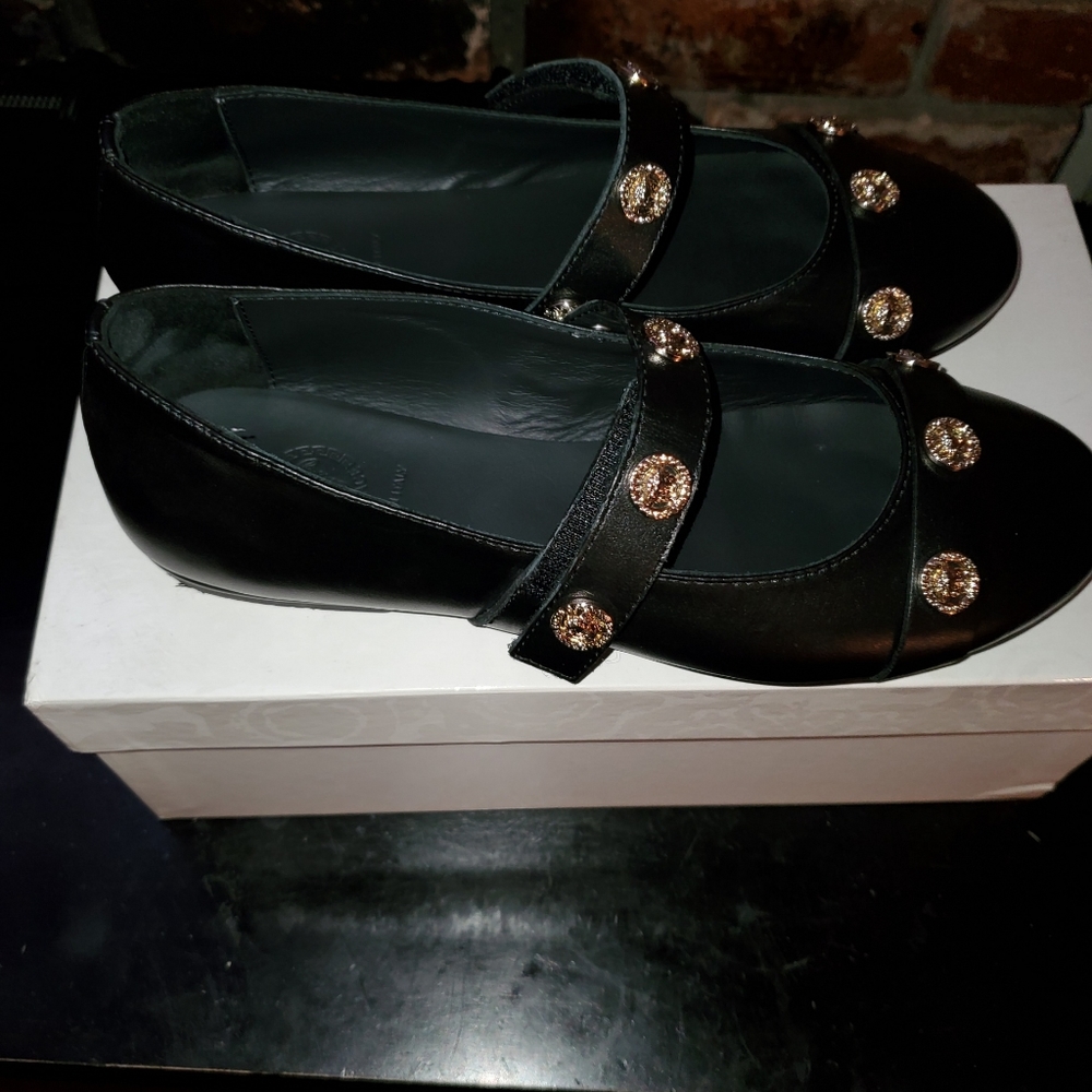 Young Versace black flats size EU 37 like new